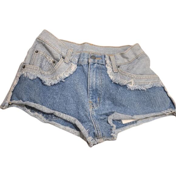 Carmar Los Angeles Reworked Denim Shorts in Light Wash – Size 25 - Picture 2 of 6